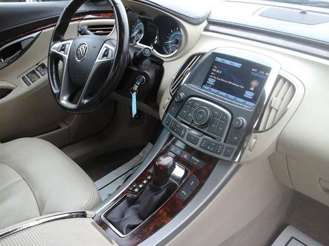 2013 Buick LaCrosse Leather 4dr Sedan